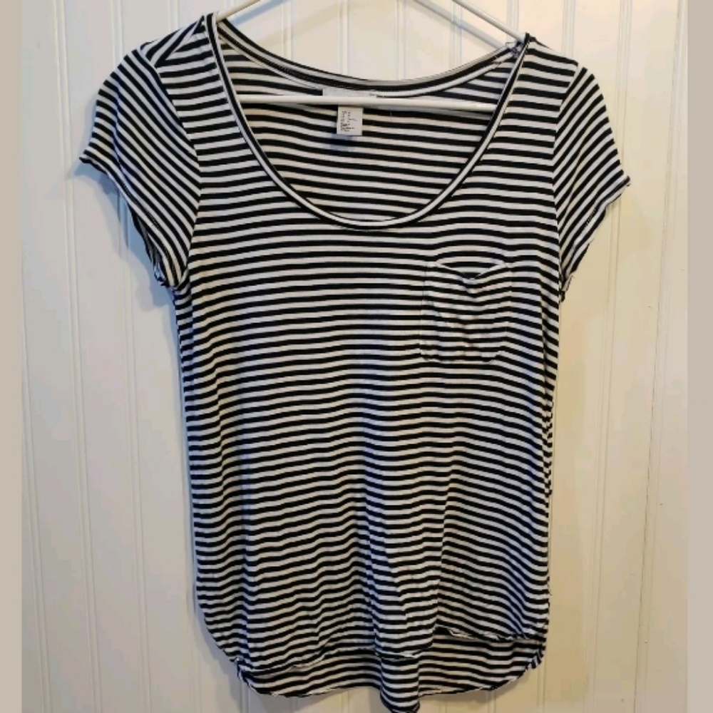H&M Tee Navy Blue Soft Top T-Shirt Sz M
